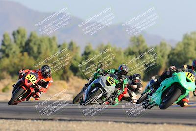 media/Nov-19-2023-CVMA (Sun) [[1f3d1b7ccb]]/Race 17 Amateur Supersport Middleweight/